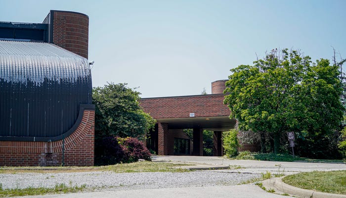 Explore Five Seasons Sports Club in Indianapolis: New Ownership & Future Plans