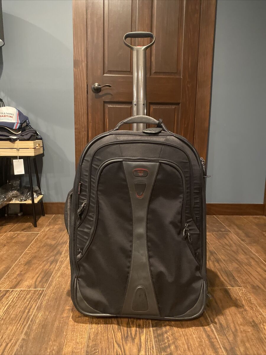 Tumi T-Tech Move Travel L5614SPC: Durable & Stylish Travel Gear
