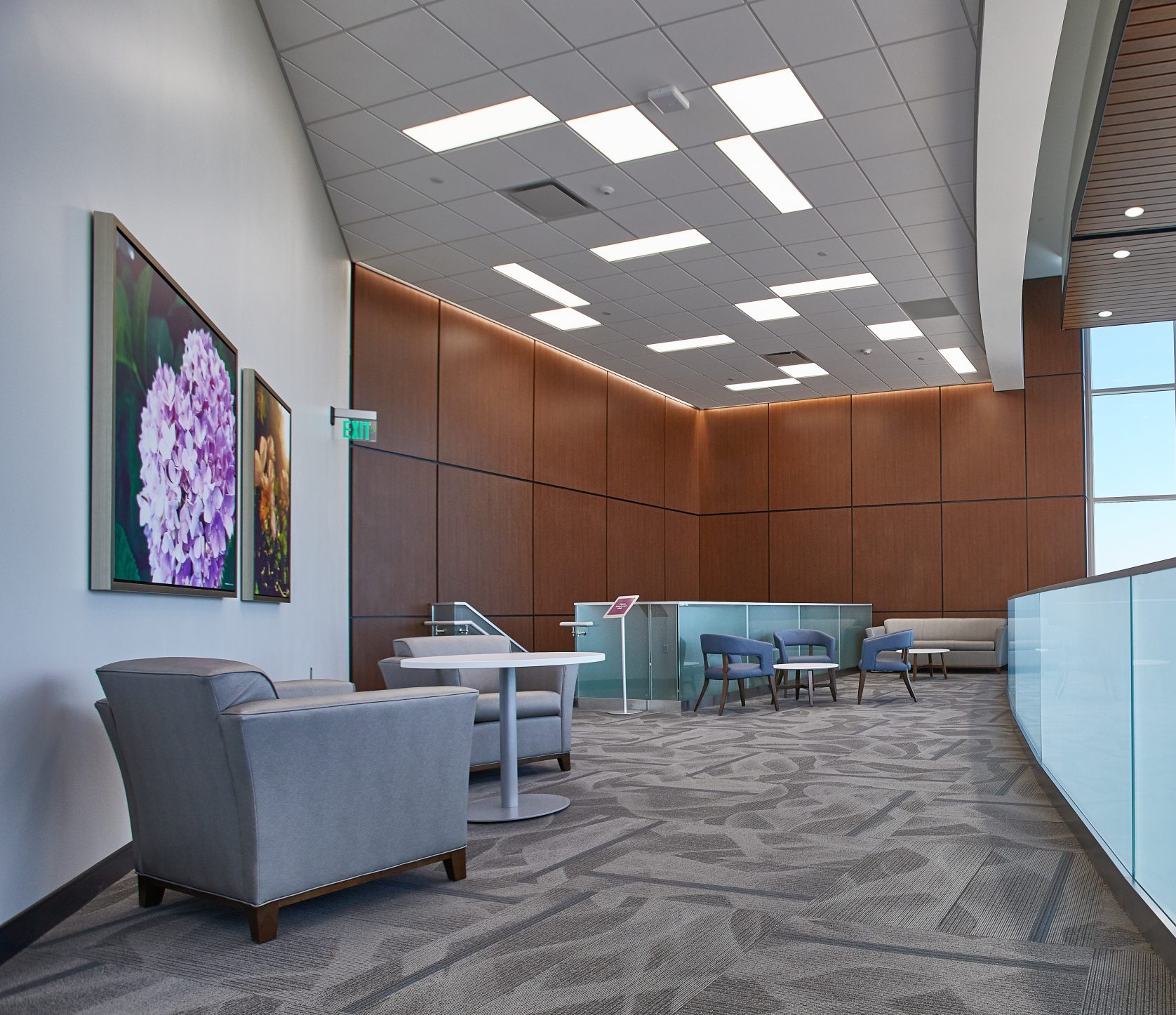 Essential Interior Signs for Mental Health Facilities: Design Tips and Best Practices