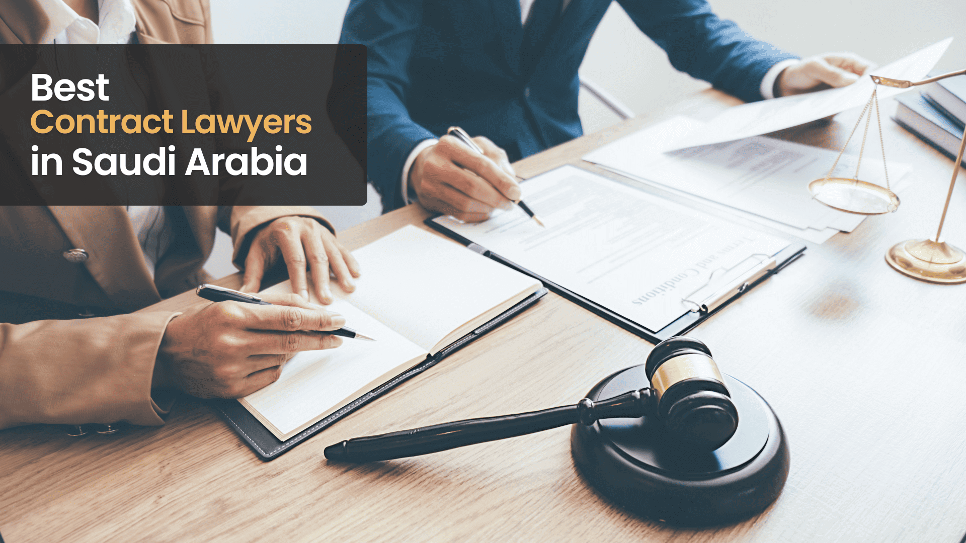 Need a Business Contract Lawyer? Tips for Finding the Right One