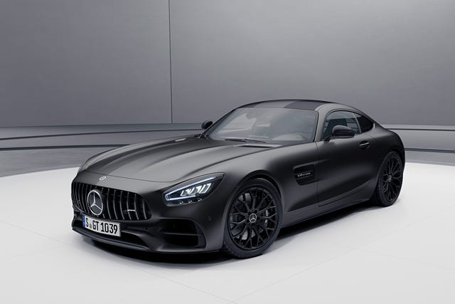 All Black Sports Car: The Ultimate Guide to a Stealthy Ride