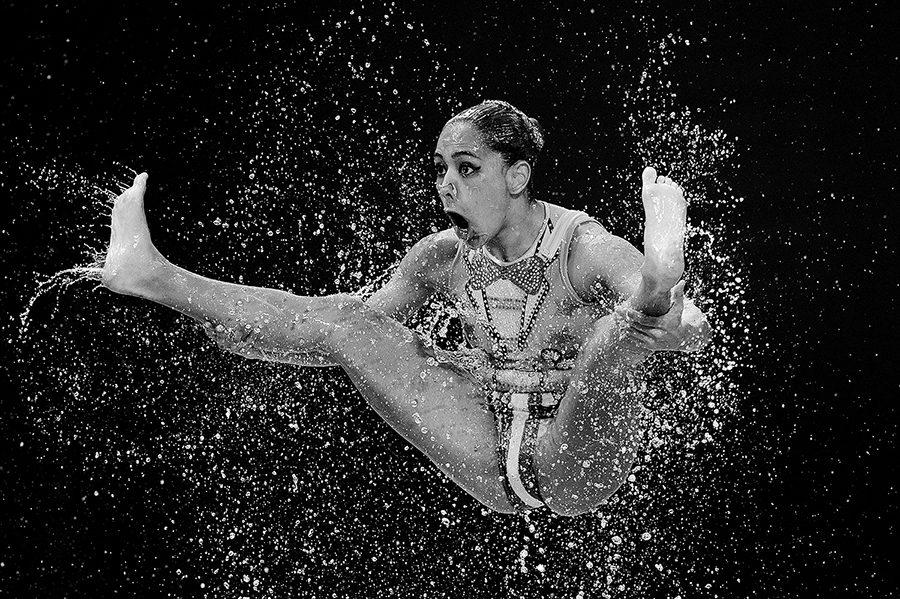 The Most Questionable Choices: Dumb Sports in the Olympics (Explore the History of Some Truly Bizarre and Outrageous Olympic Competitions)