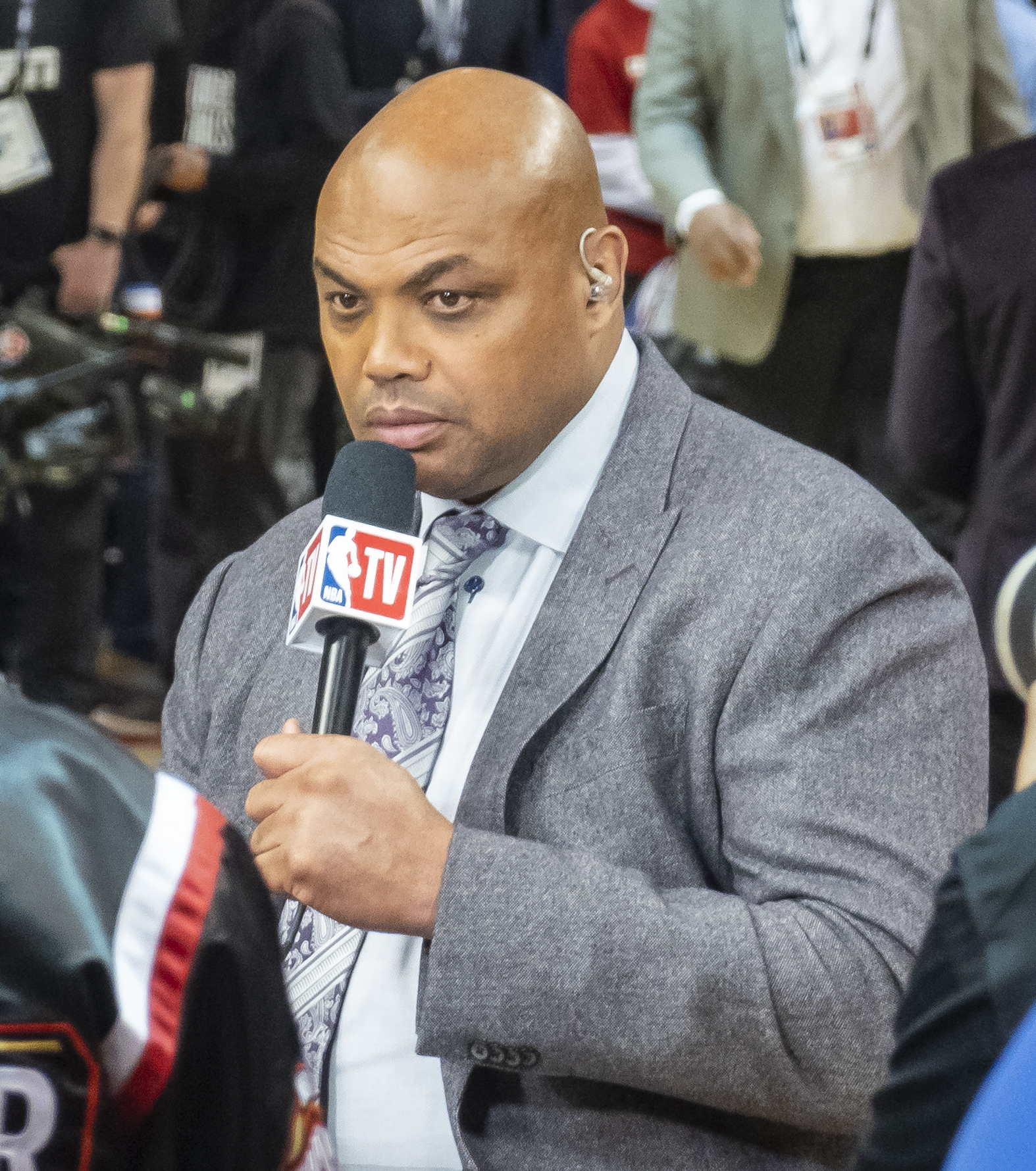 Charles Barkley and Politics: Get His Straight Talk on Todays Issues