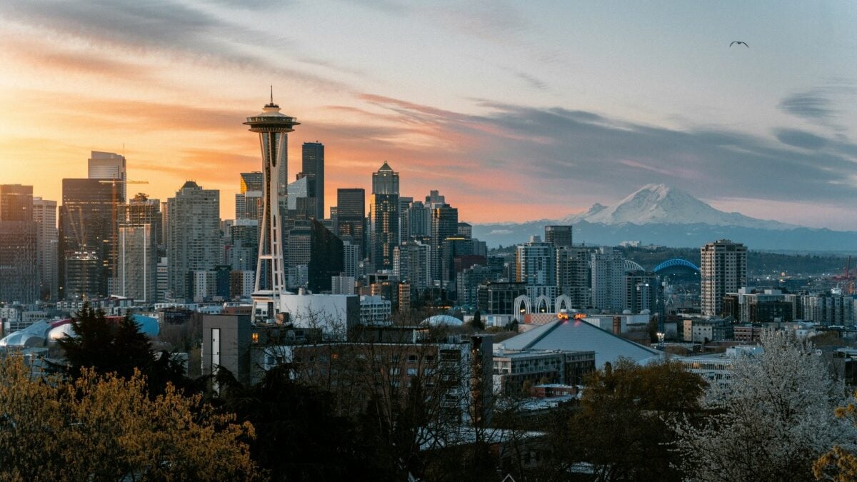 Need a comprehensive list of biotechs in Seattle? Get our detailed guide covering the key local industry players and labs.