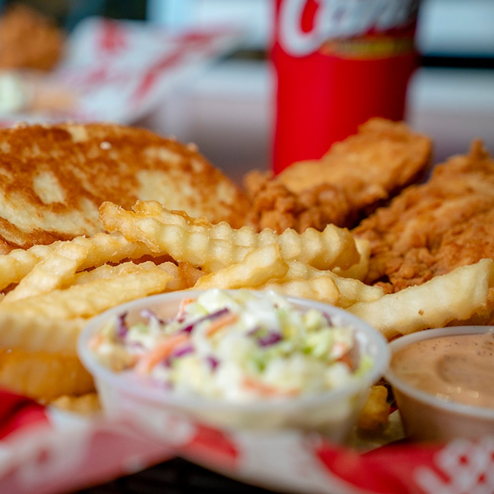 Need quick food near dignity health sports park? Grab a bite fast at these convenient and delicious nearby spots.