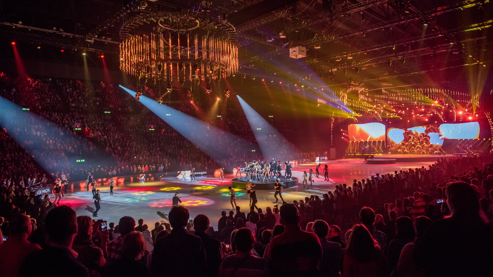 Where is the zurich entertainment shows 2024 schedule? Discover all the must see acts right now!