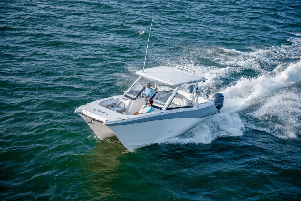 Is the world cat 28 a good fishing boat? (Analyzing its pros and cons for serious anglers)