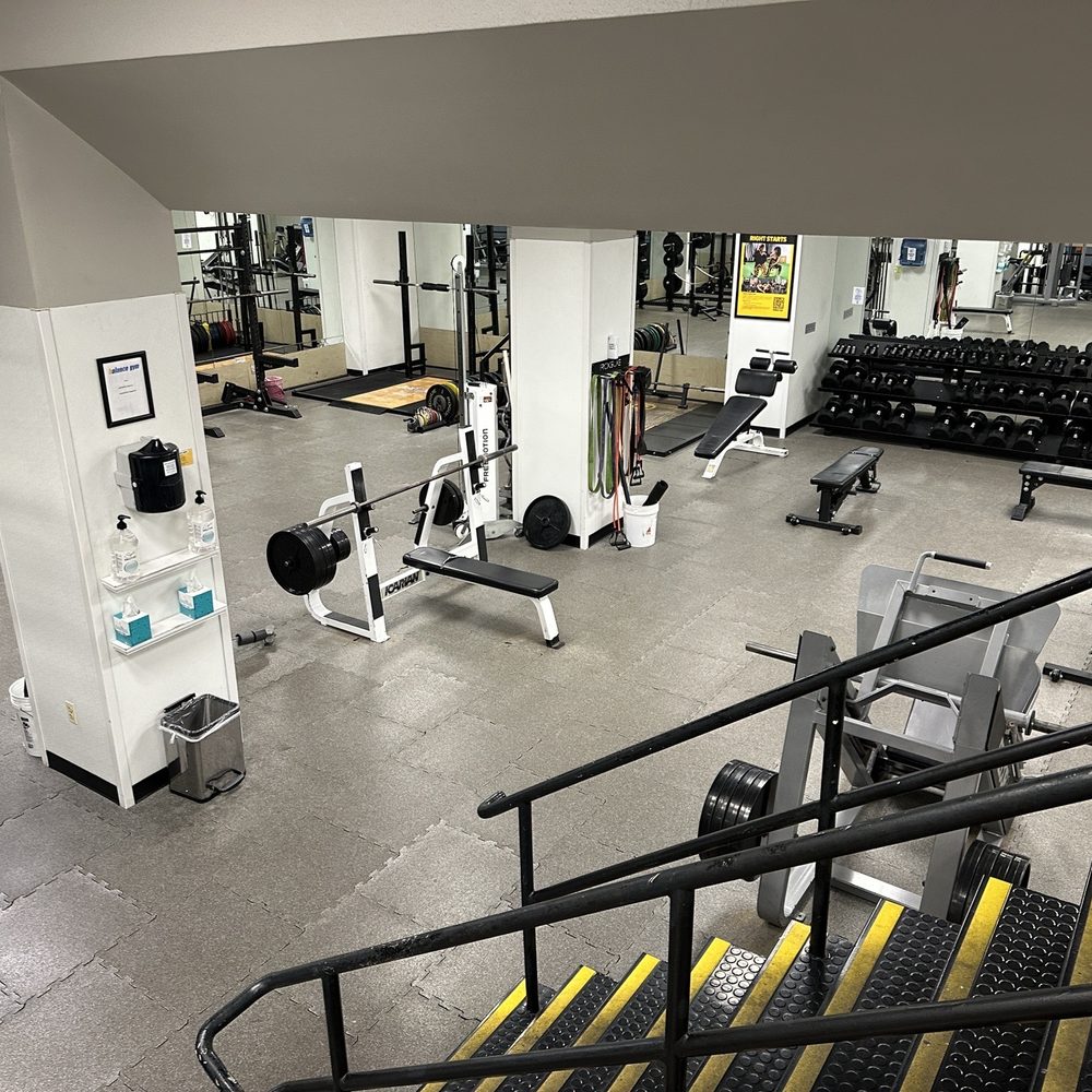 Where are Washington Sports Club locations? Find a convenient gym that is very close to you.