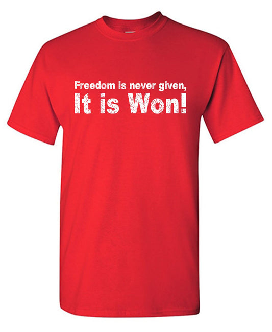 Where to find great funny political tees? Check out these top shops for awesome laugh out loud designs!